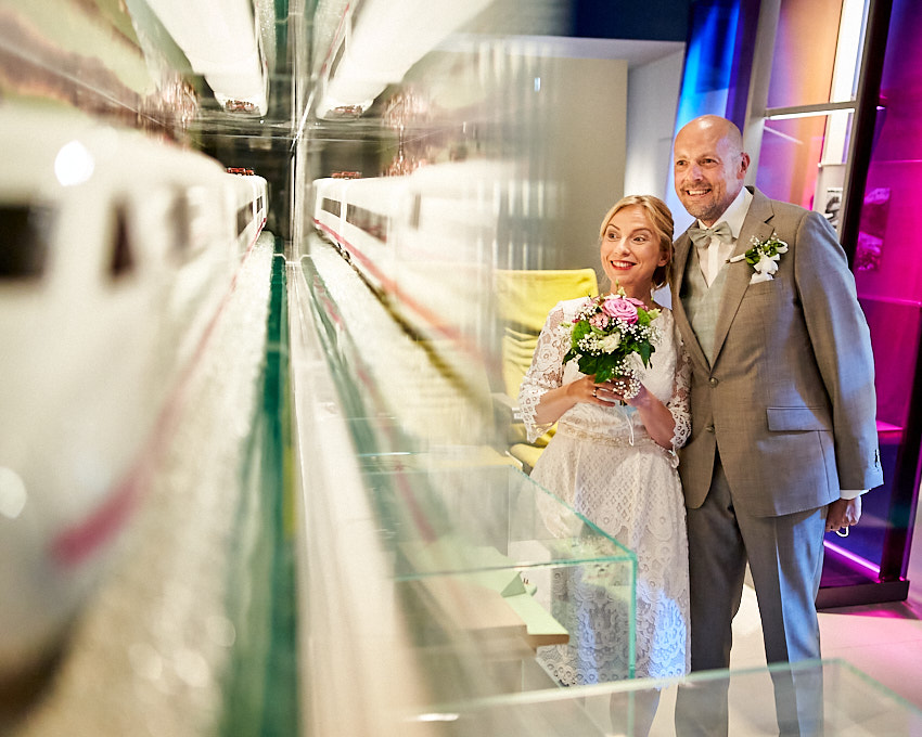 Hochzeitsbilder im Deutsche Bahn Museum in Nürnberg